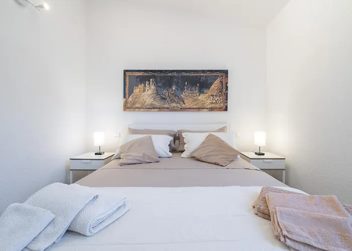 Casa Delle Sorelle